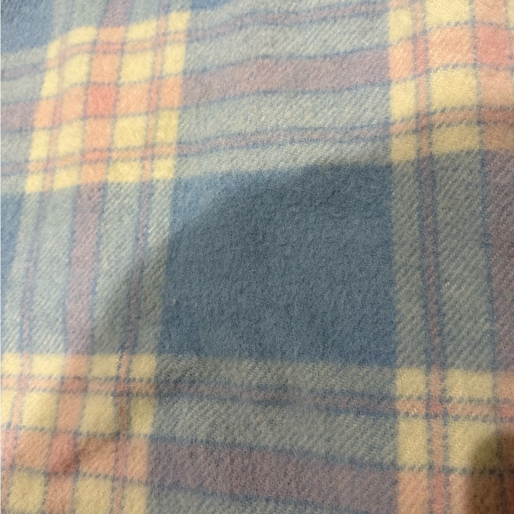 Vintage CURVON Jewel NO. 1 BLANKET 100% Wool Plaid Fringe 42x36” Lap‎ Blue Pink - Picture 3 of 5